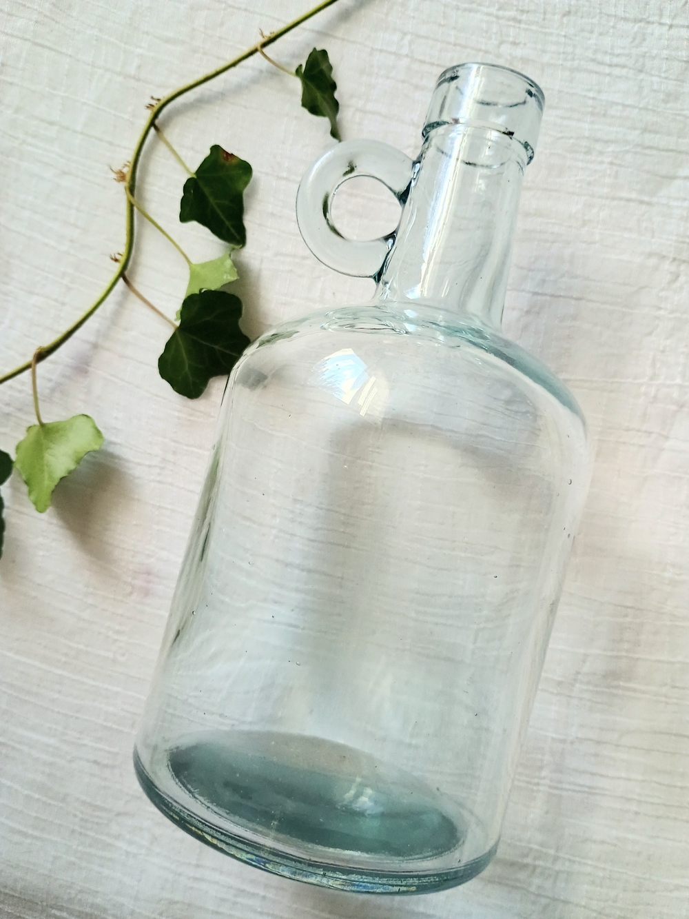 🍓 FARMHOUSE STYLE 🍓VTG 1950s-1970s Clear Glass Utility Jug, Rustic Decor, Boho